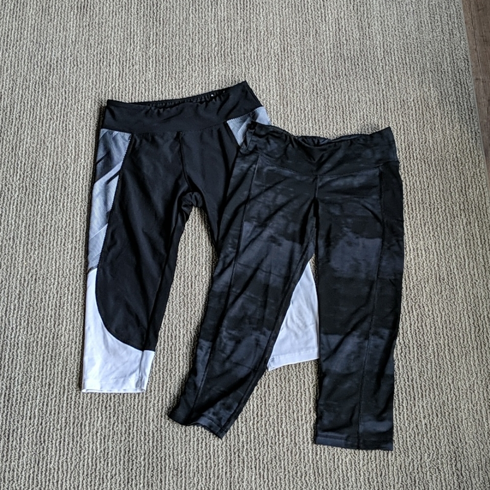 Bundle of 2 workout leggings